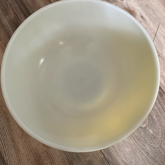 Vintage Pyrex Bright Yellow Glass Nesting Bowl #403 2.5 Quart 2 1/2 Qt - Picture 2 of 6